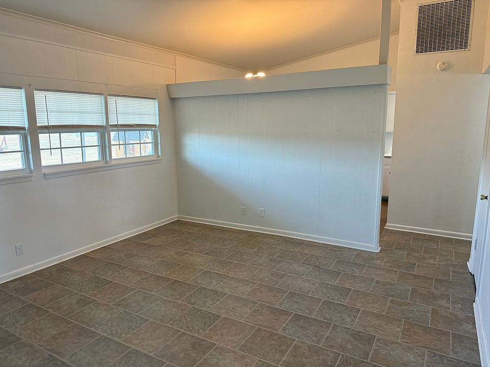 1st image of 1317 Calaveras St APT A