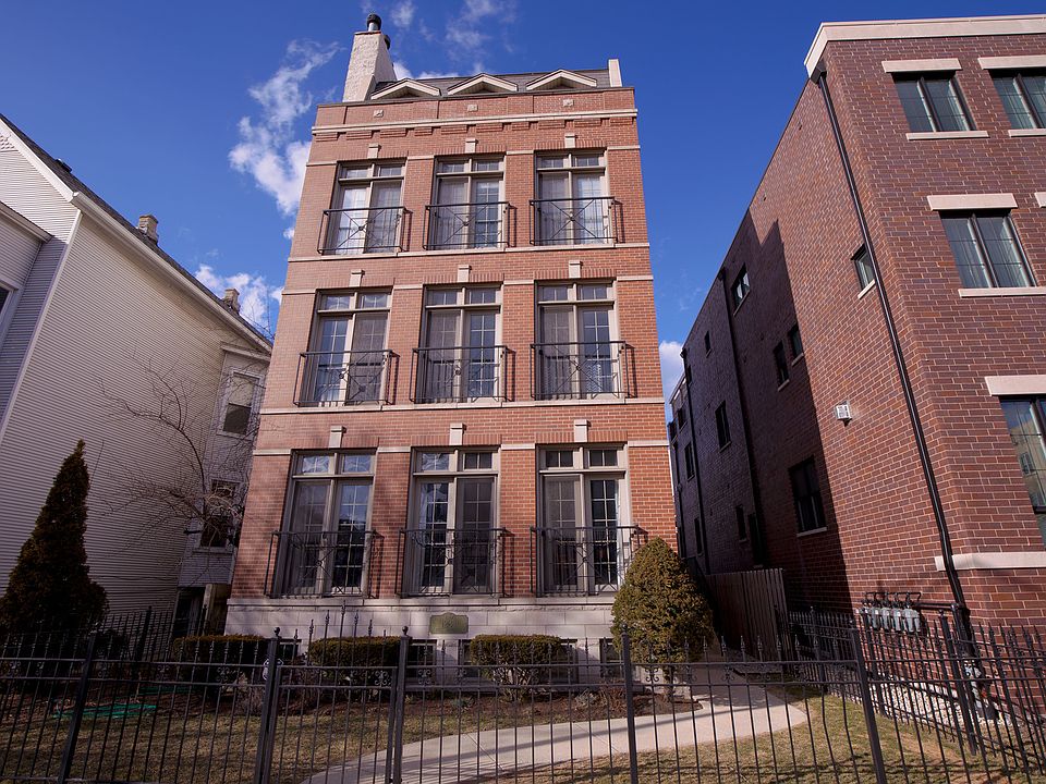 1st image of 1238 W Diversey Pkwy APT 2
