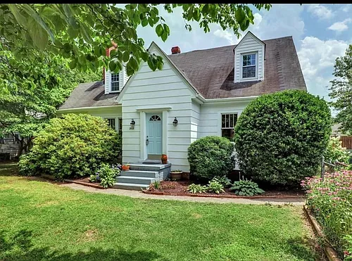2608 Grant St Photo 1