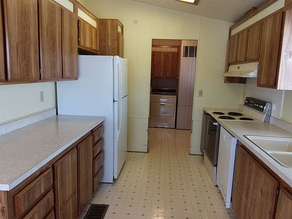 4th image of 11248 S Desert Air Blvd