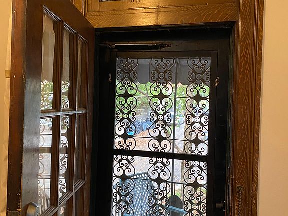 Front Dorr with Stained Glass Transom