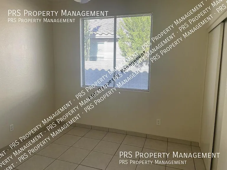 2306 W Kristina Ave — Photo 12