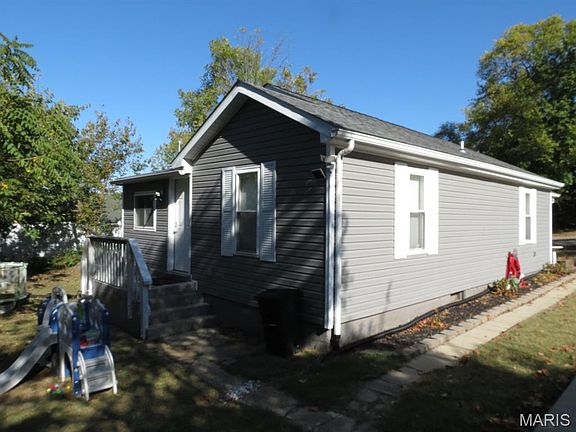 5th image of 507 Adams St