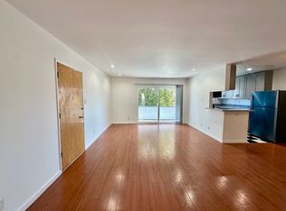 SM, Los Angeles, CA 90035