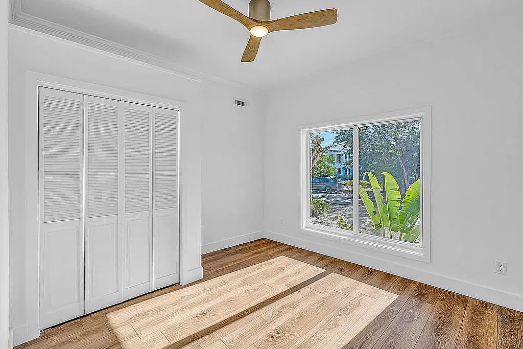718 Largo Road - 1 — Photo 3