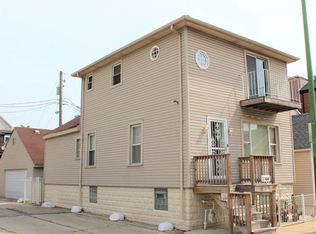 924 W 18th Pl, Chicago, IL 60608