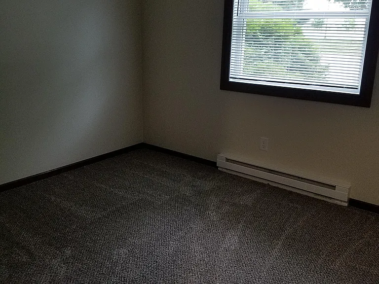 3202 Terrace Ct — Photo 8