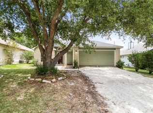 1902 Holly Springs Dr, Taylor, TX 76574