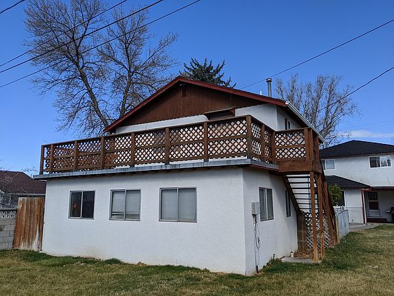 2nd image of 1922 Shoup Ave E #B