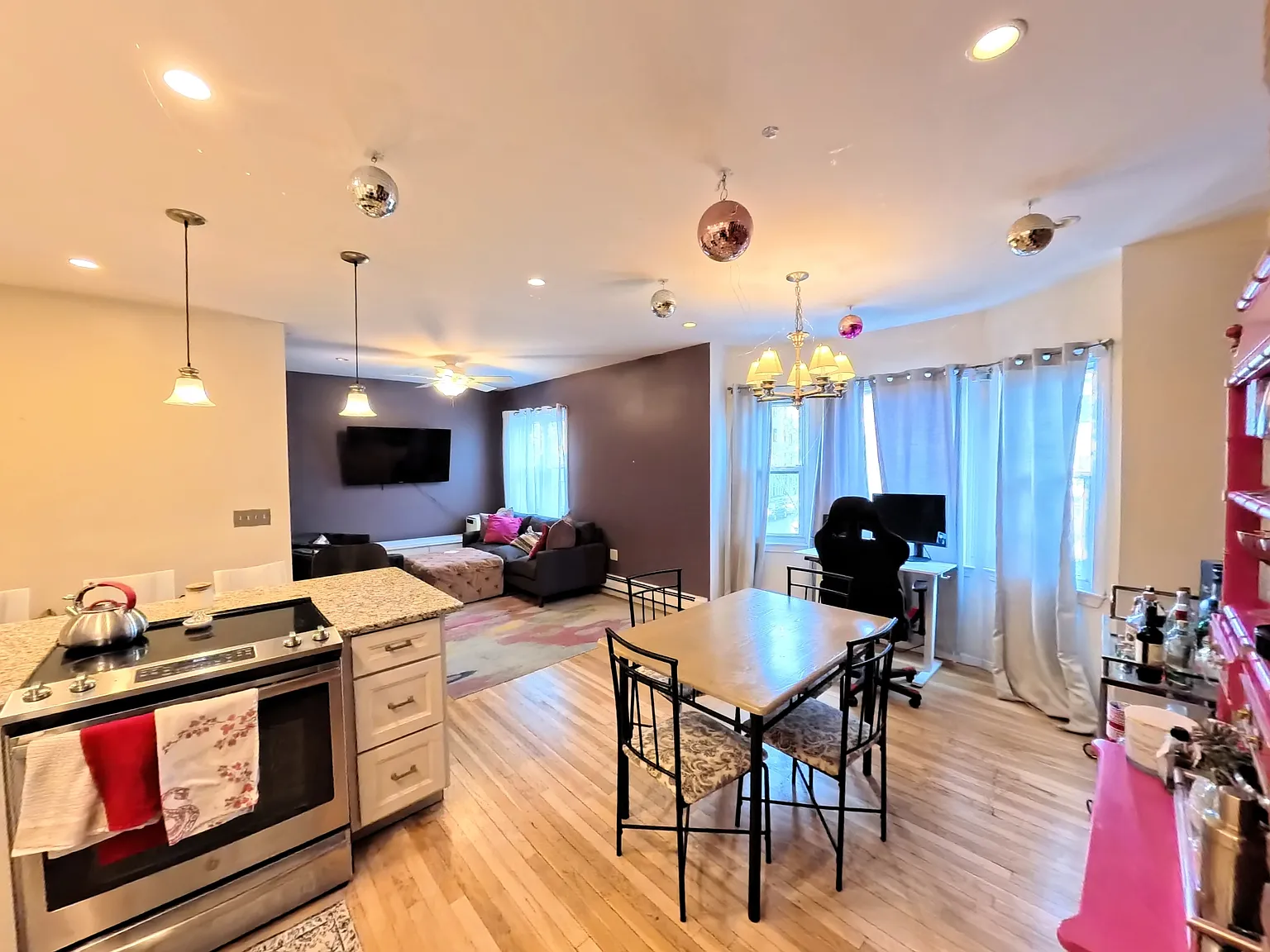 285 Dorchester Street - 2 — Photo 4