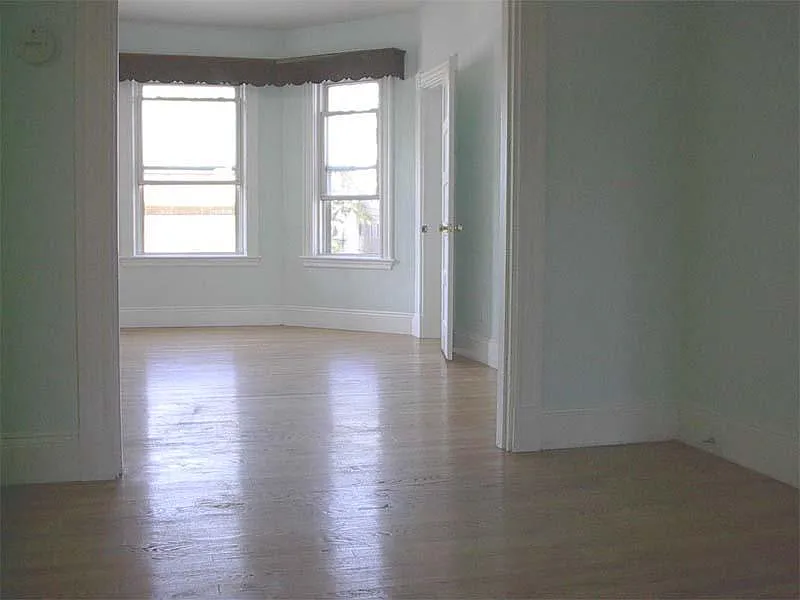 Building Photo - 262 Maverick St #2