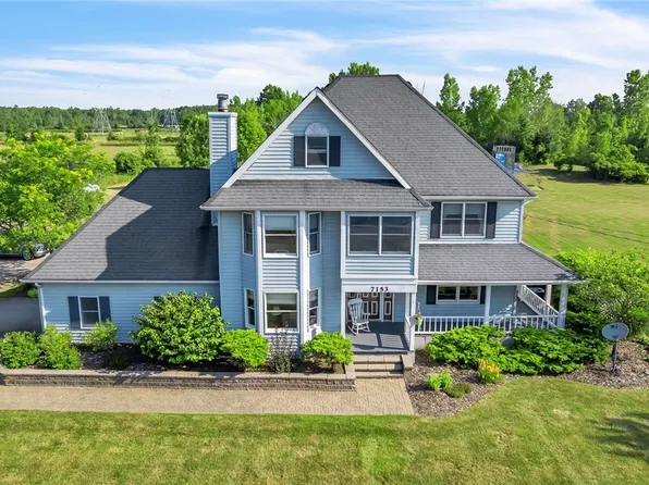 7153 Kinne Rd, Lockport, NY 14094
