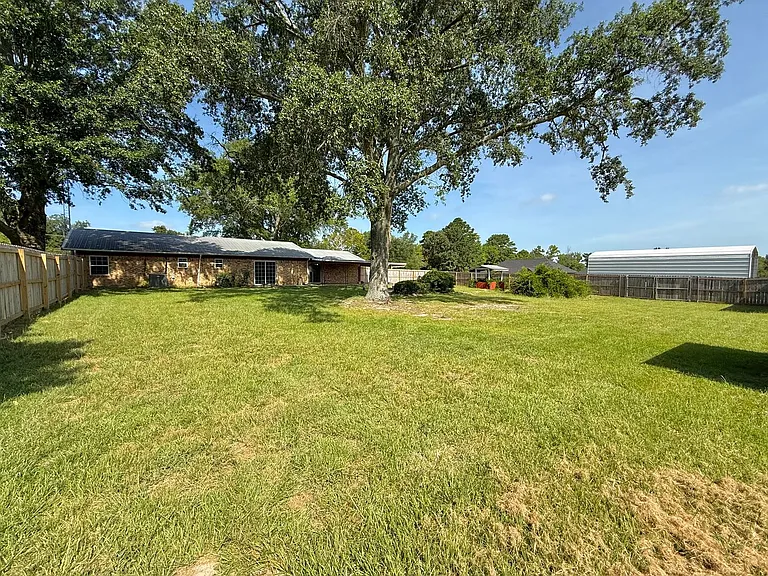 15412 FM 14 — Photo 16