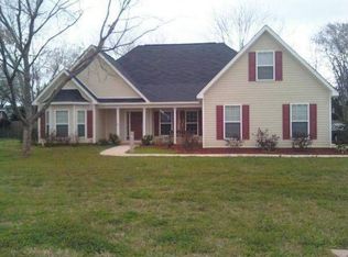 257 Grove Ln, Kathleen, GA 31047