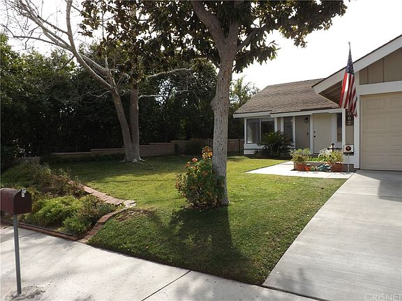 2nd image of 23062 Magnolia Glen Dr