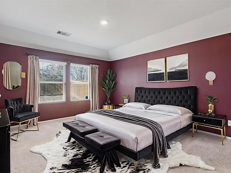 352 Sickle Loop — Photo 19