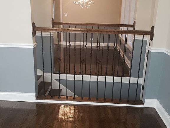 3rd image of 7941 S Crandon Ave