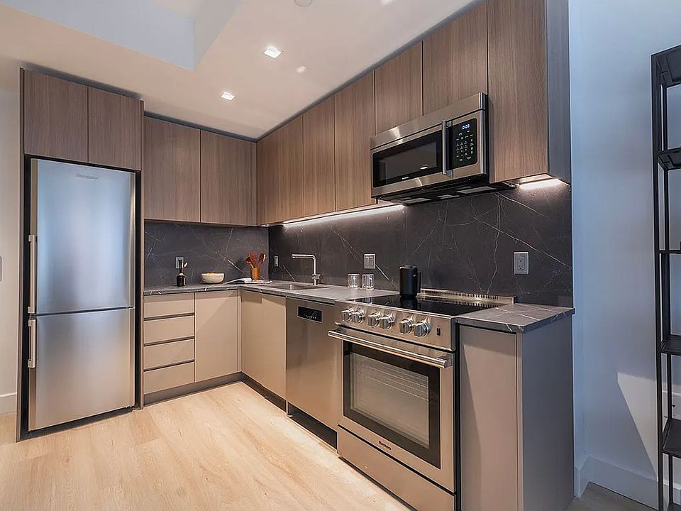 1st image of 69-65 Yellowstone Blvd #511