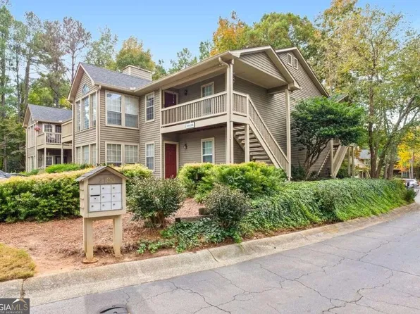 2108 Country Park Dr SE, Smyrna, GA 30080