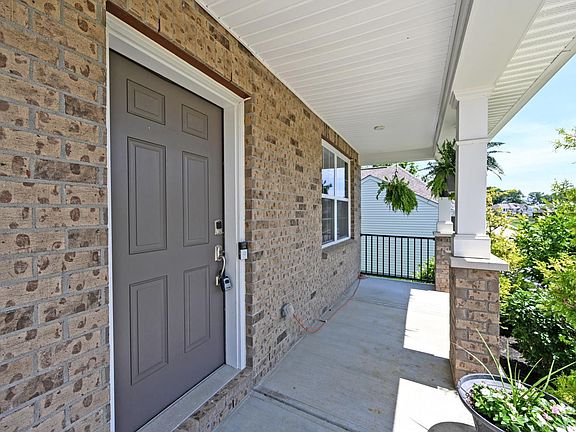 2nd image of 366 Brier Creek Dr