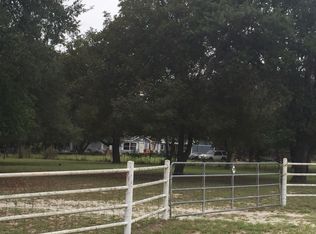 250 Terry Ln, Lytle, TX 78052