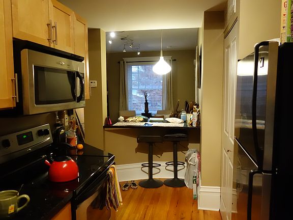 4th image of 6126-6128 Washington Blvd #202