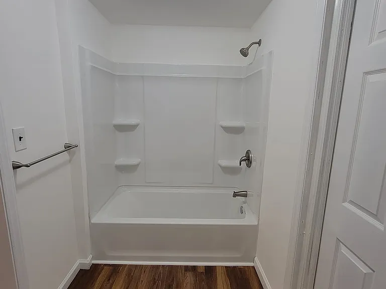 1418 Winston Dr — Photo 20