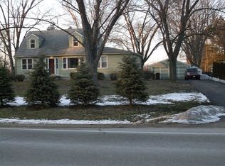 11712 Country Club Rd, Woodstock, IL 60098