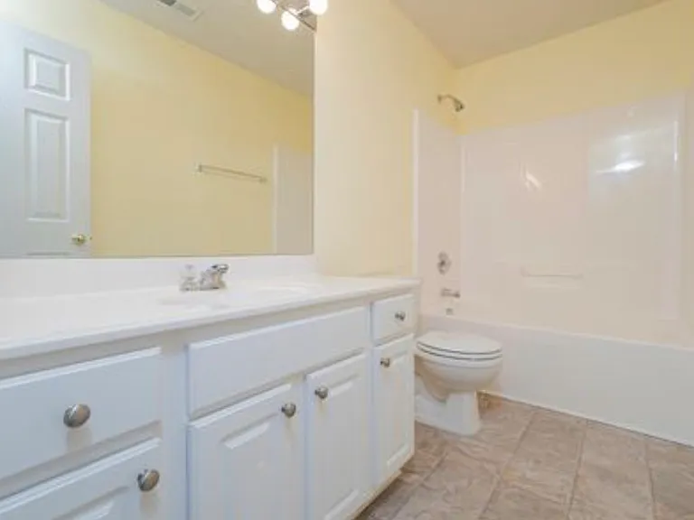 4908 Brook Knoll Pl — Photo 8
