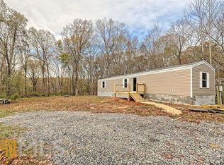 150 Moonlight Way, Cleveland, GA 30528