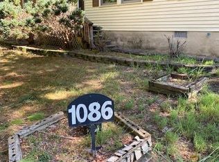 1086 San Angelo Dr, Lusby, MD 20657