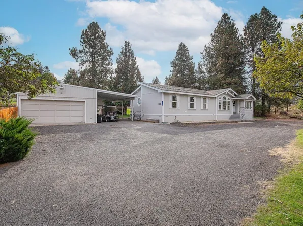 1221 Park Ave, Seven Bays, WA 99122