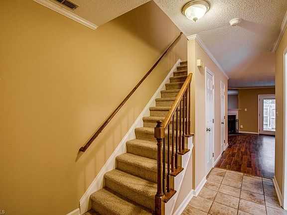 3rd image of 4663 Lawndale Dr