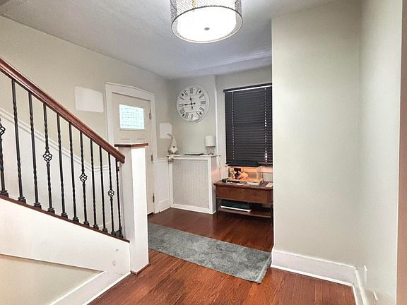 4th image of 1254 49th St