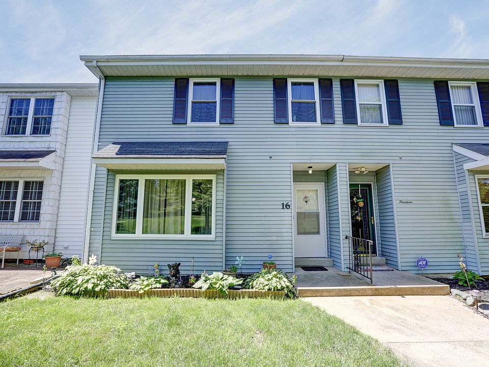 1st image of 16 E Green Valley Cir