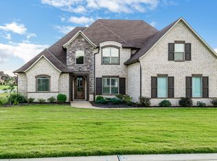 10 Cheddleton Dr, Jackson, TN 38305