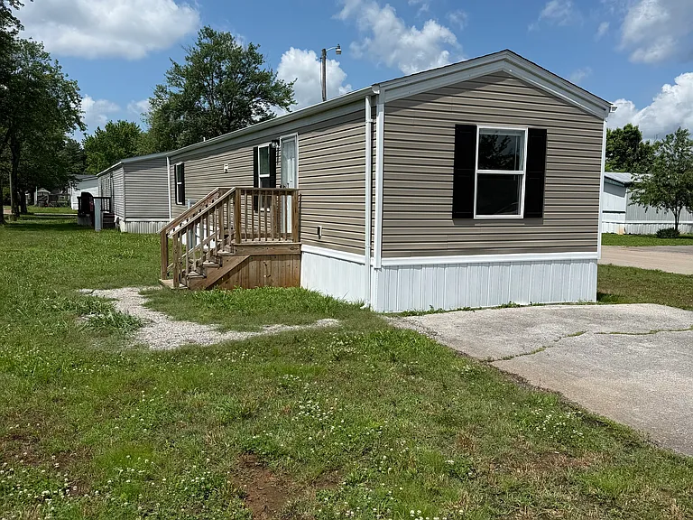 5690 Louisville Rd #119 — Photo 1