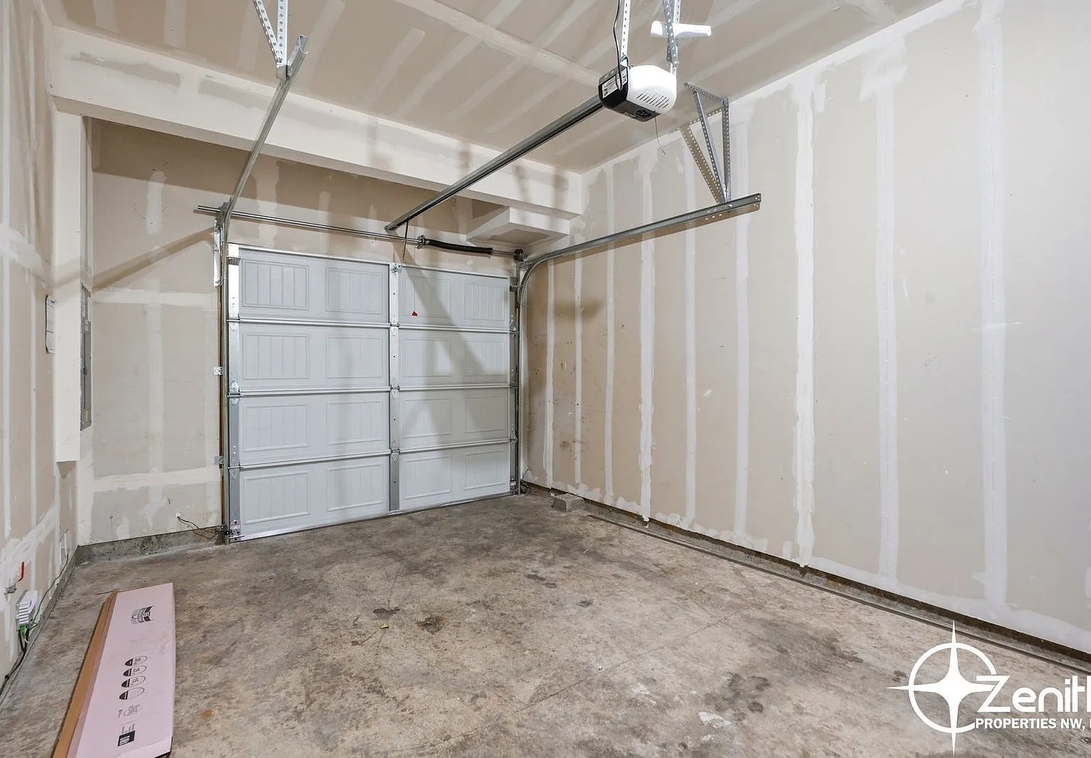 3 bed, 2.5 bath, 1540 sqft, $2,295 — Photo 4