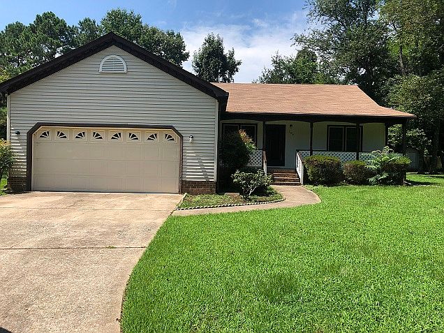 1st image of 104 Gray Ln