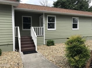 726 Harrison Ferry Rd, Baneberry, TN 37890