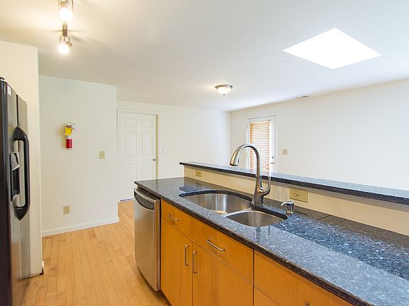 3rd image of 313 N Grant St