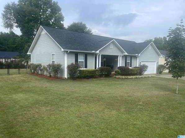 130 Pebble Creek Dr, Jacksonville, AL 36265