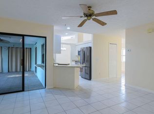 389 SE Whitmore Dr, Pt Saint Lucie, FL 34953