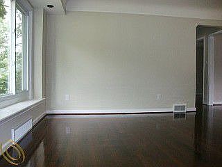 3rd image of 8240 Oak Park Blvd