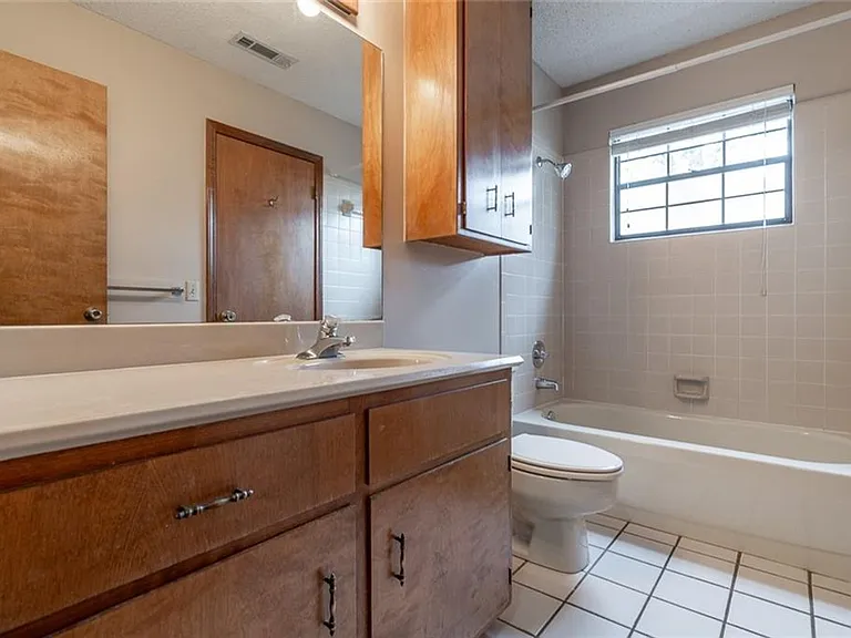 374 S Crossover Rd — Photo 17