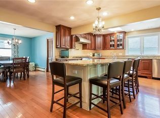 28 Woodlund Ave, Westerly, RI 02891