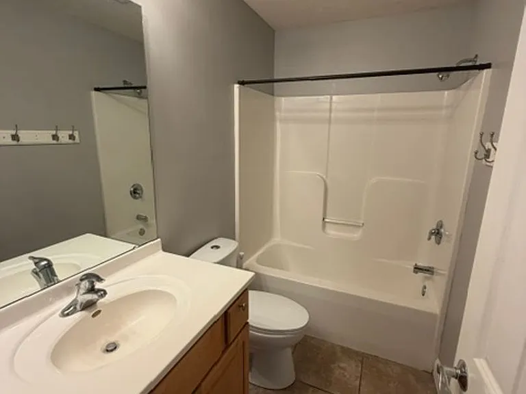 410 Goldenrod Dr — Photo 9