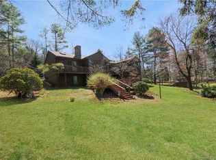 1084 Quaddick Town Farm Rd, Thompson, CT 06277