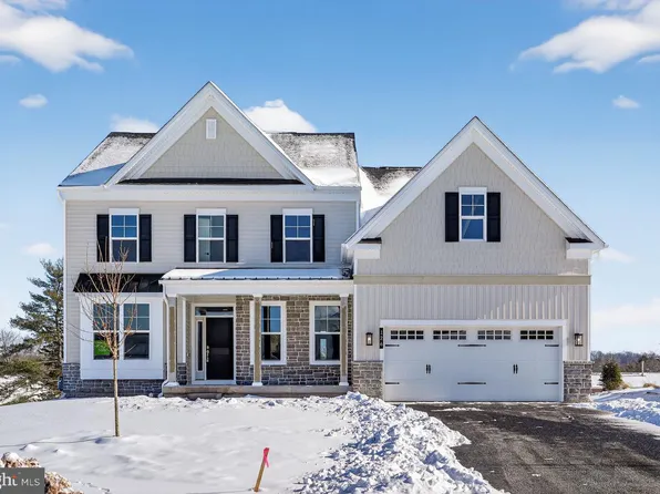 126 Ashford Dr, Coopersburg, PA 18036