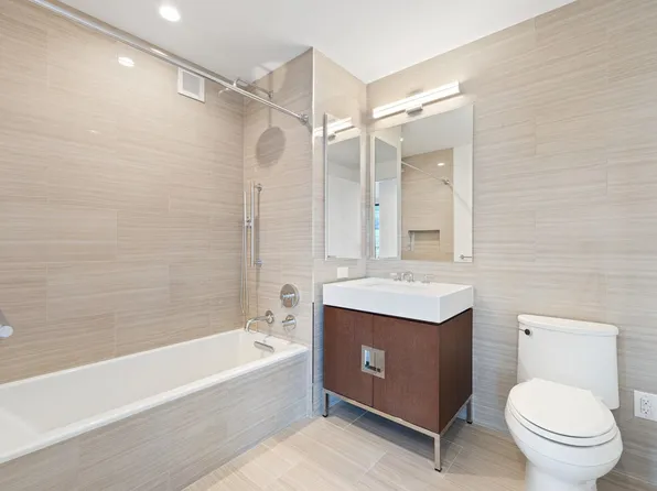 99 Hudson Street image 12 of 18